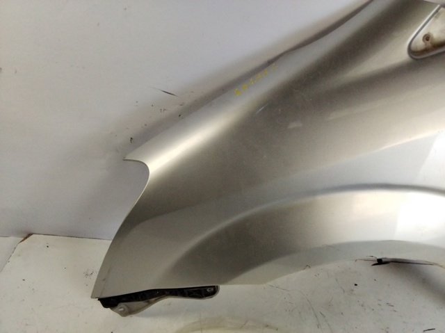 Pára-lama dianteiro esquerdo Toyota Corolla R10