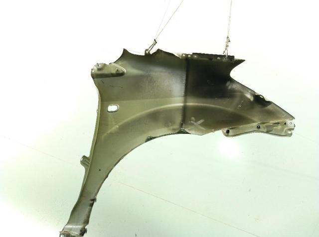Pára-lama dianteiro esquerdo Toyota Corolla R10