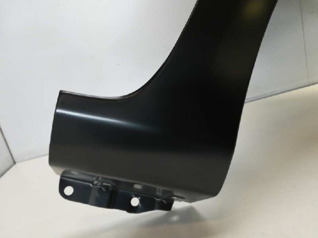 Pára-lama dianteiro esquerdo Toyota Corolla E15