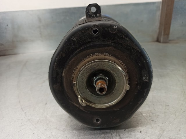 543021082R RENAULT Амортизатор передний купить в Чернигов