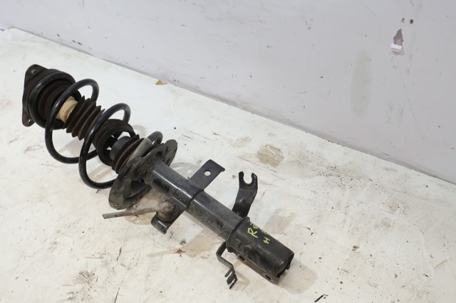 RENAULT 543024644R Опора переднего амортизатора в наличии Ужгород