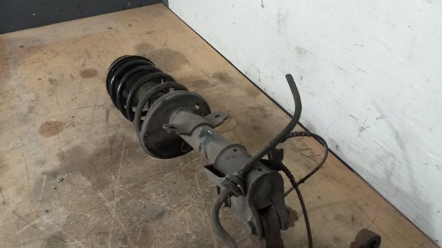 RENAULT 543026656R Амортизатор передний в наличии Тернополь