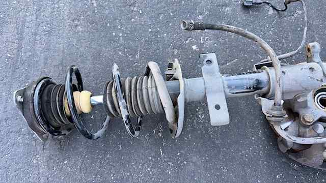 RENAULT 543026988R Амортизатор передний в наличии Черновцы