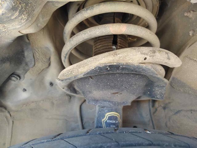 NISSAN 543028H700 Амортизатор передний правый в наличии Одесса