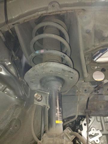 Amortecedor dianteiro 54302BR00B NISSAN