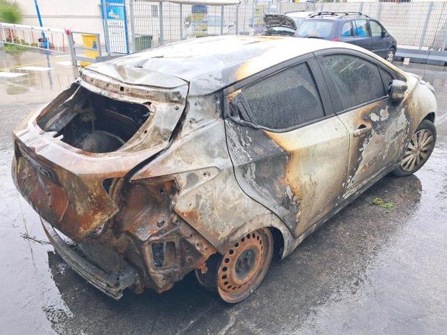 NISSAN 543035FA0A Амортизатор передний левый в наличии Ирпень