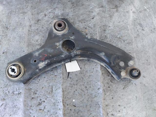 RENAULT 545002446R Нижний рычаг в наличии Житомир