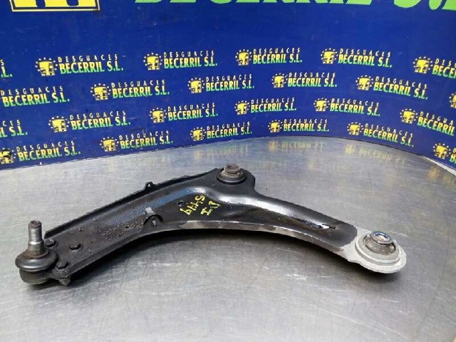 545016805R RENAULT Рычаг передней подвески нижний левый купить в Черкассы