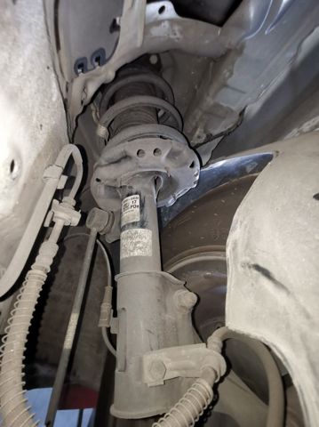 54651G4EA0 HYUNDAI Амортизатор передний левый купить в Львов