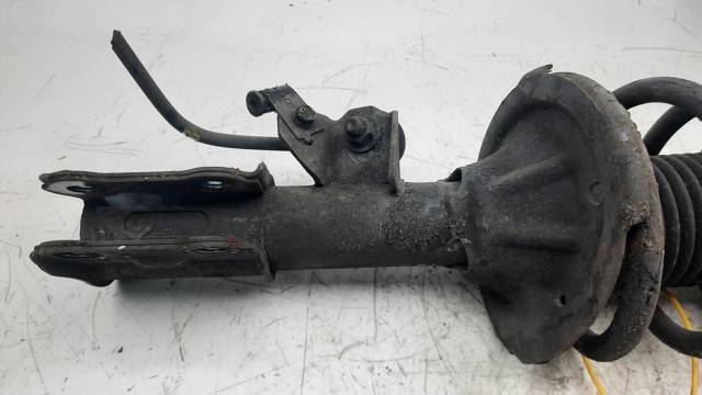 546600X100 HYUNDAI Амортизатор передний правый купить в Черкассы