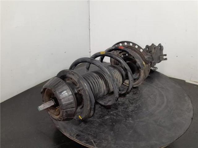 HYUNDAI 546601W001 Амортизатор передний правый в наличии Черкассы