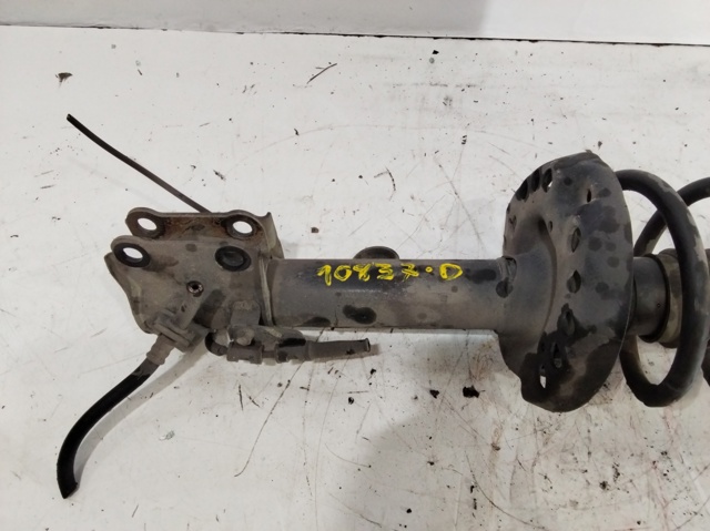 546610Z001 HYUNDAI Амортизатор передний правый купить в Николаев