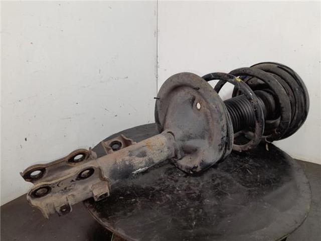 546611D200 HYUNDAI Амортизатор передний правый купить в Львов