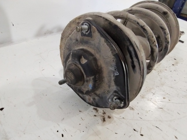 546611D201 HYUNDAI Амортизатор передний правый купить в Павлоград