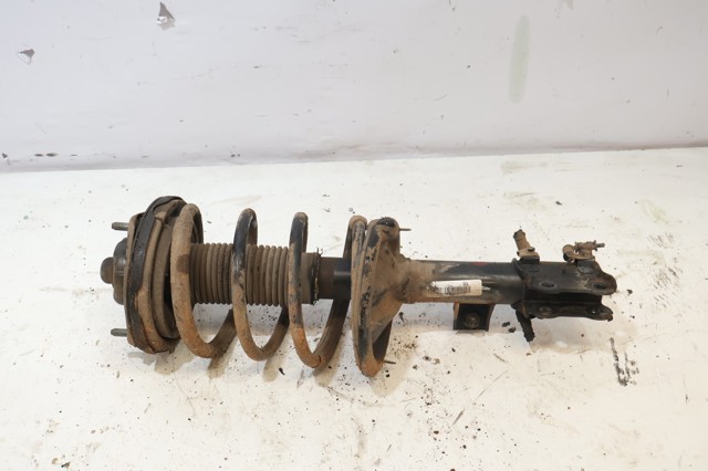 546612G300 HYUNDAI Амортизатор передний правый купить в Николаев