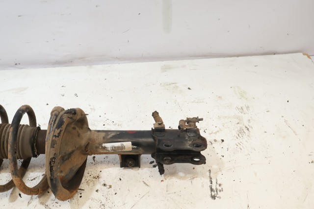 546612G300 HYUNDAI Амортизатор передний правый купить в Винница