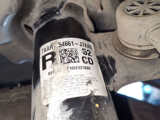 HYUNDAI 54661J7AA0 Амортизатор передний правый в наличии Кривой Рог