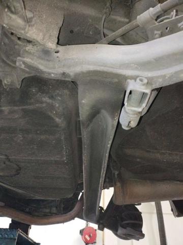 Viga de suspensão traseira (plataforma veicular) Hyundai I20 1 PB