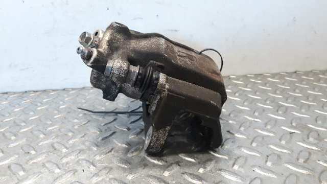 5511062J10 SUZUKI Суппорт тормозной передний правый купить в Запорожье