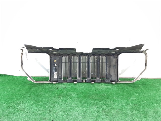 55157218AC CHRYSLER Решетка радиатора купить в Черновцы