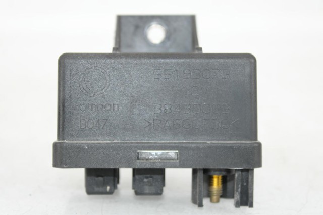 Relê das velas de incandescência 55193073 FIAT