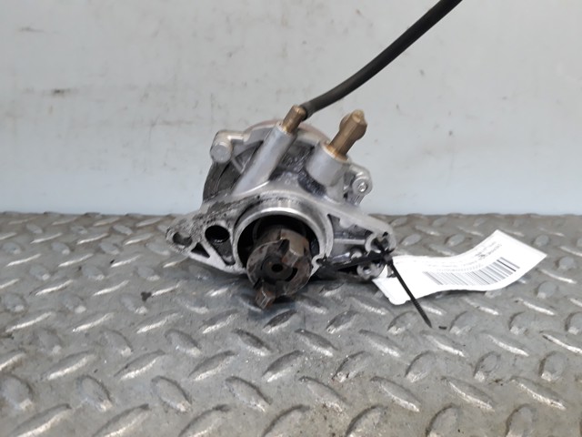 Depressor de freio / bomba de vácuo para Opel Corsa C (X01) (2003-2009) 1.3 CDTI (F08,F68) Z13DT 55193232