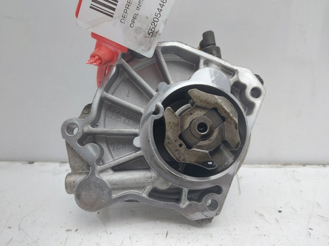 Depressor de freio / bomba de vácuo para Opel Insignia A (G09) (2008-2017) 2.0 CDTI (68) A20DT 55205446