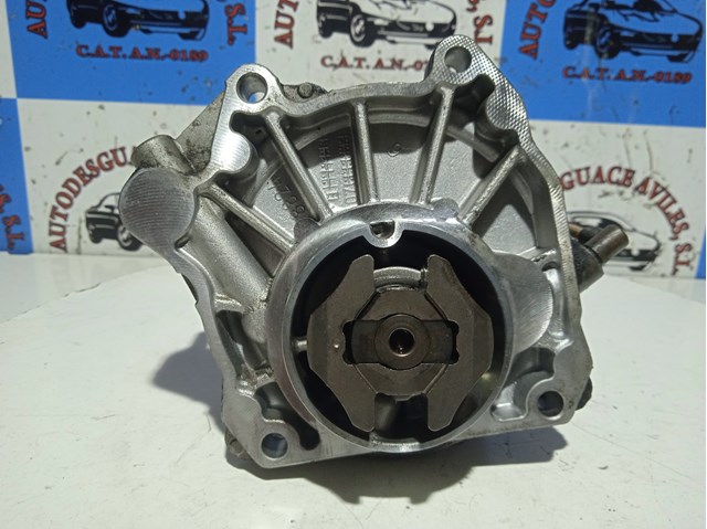 Depressor de freio / bomba de vácuo para Opel Astra J 2.0 CDTI (68) A20DTH 55205446