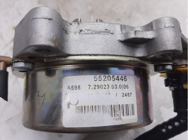 Depressor de freio / bomba de vácuo para opel insignia a sports tourer 2.0 cdti (35) at 20 dth 55205446