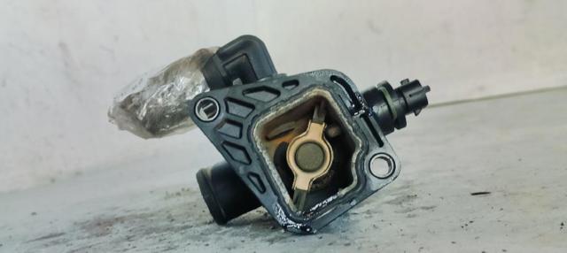 Caixa do termostato 55206391 OPEL