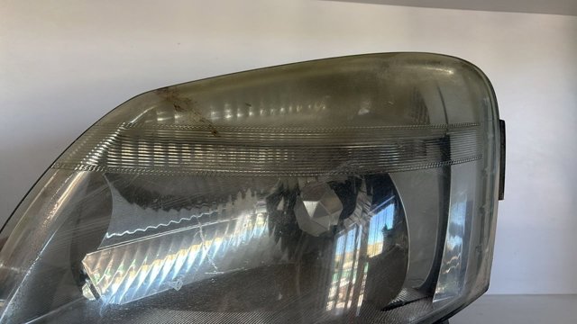 5521118R PEUGEOT Фара левая купить в Ужгород