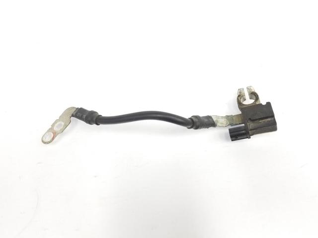 Braço oscilante transversal direito de suspensão traseira 55220A6100 Hyundai/Kia