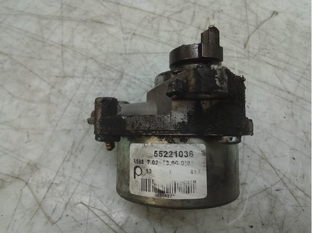 Depressor de freio / bomba de vácuo para Opel Corsa C (X01) (2003-2009) 1.3 CDTI (F08,F68) Z13DT 55221036