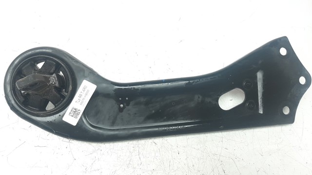 Braço oscilante (tração) longitudinal inferior esquerdo de suspensão traseira 55270H3000 Hyundai/Kia