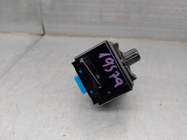 5543853040 TOYOTA купить в Кривой Рог