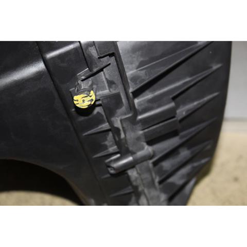 OPEL 55557126 Корпус воздушного фильтра в наличии Ровно