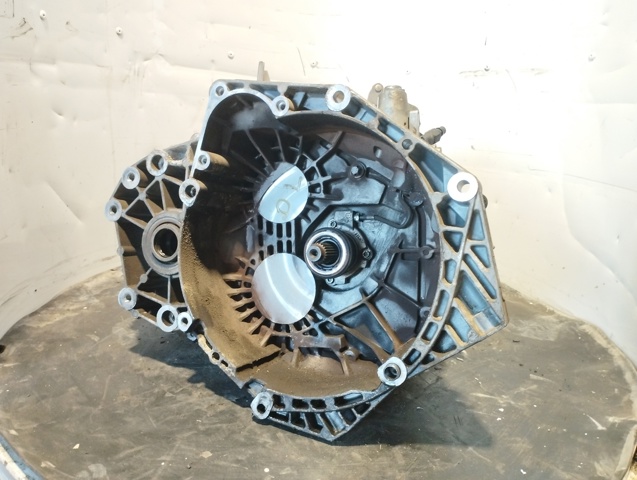 OPEL 55561696 КПП в наличии Чернигов