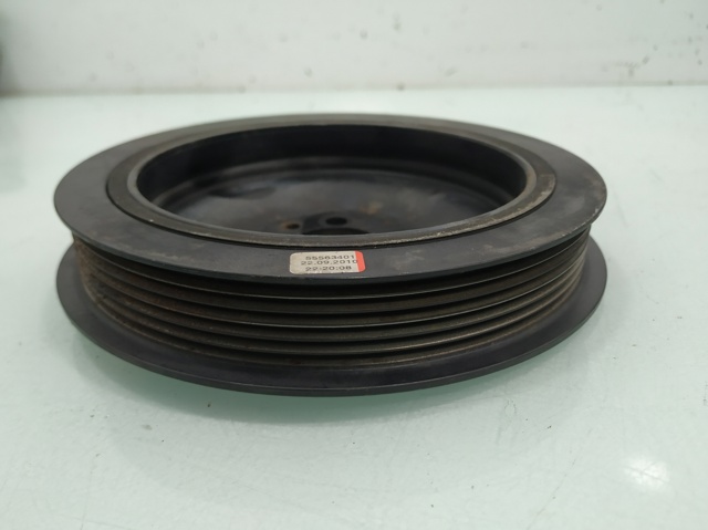 Polia de cambota 55563401 OPEL