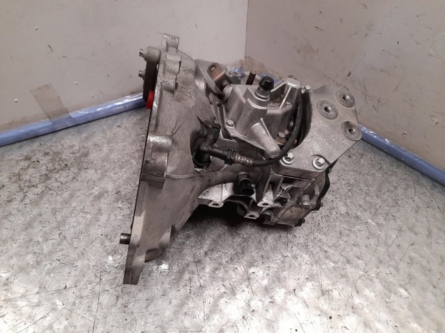 55565141 OPEL КПП купить в Киев