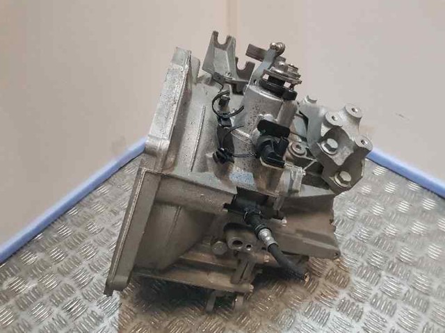 OPEL 55569878 в наличии Харьков