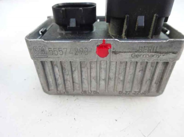 Relê das velas de incandescência 55574293 GM