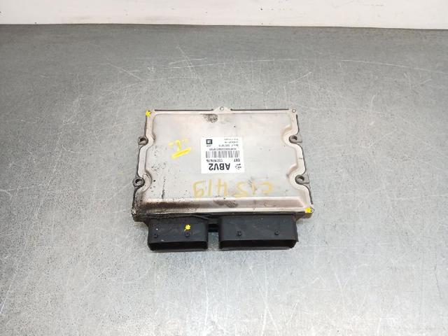OPEL 55597676 в наличии Ровно