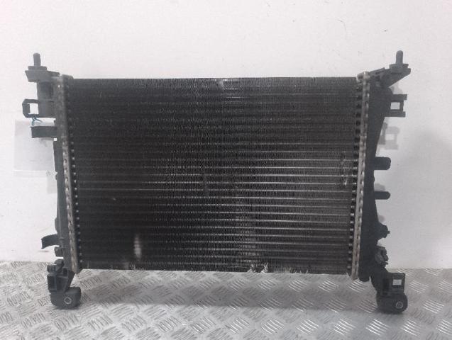 FIAT 55700448 Радиатор охлаждения двигателя в наличии Украина