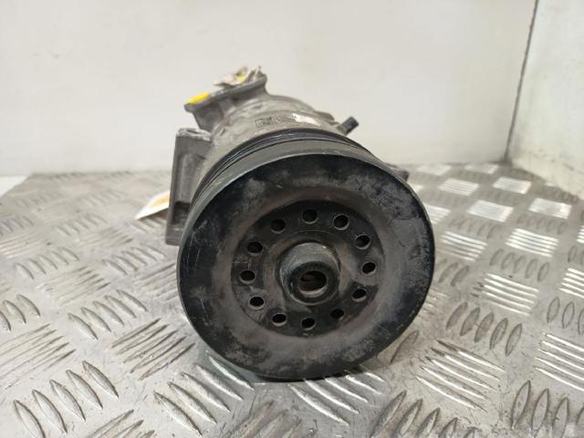 Compressor de aparelho de ar condicionado 55701200 OPEL