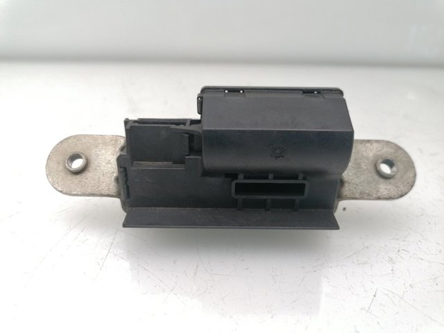 Fecho de tampa de porta-malas (de 3ª/5ª porta traseira) 55701971 FIAT