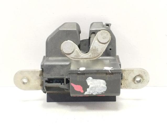 Fecho de tampa de porta-malas (de 3ª/5ª porta traseira) 55701971 FIAT
