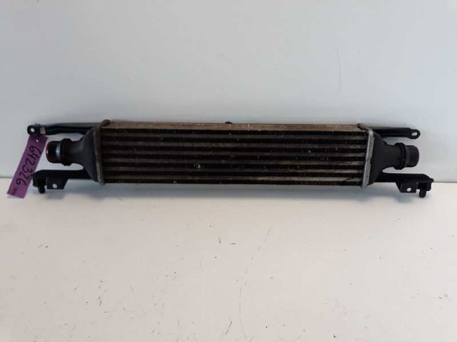 Radiador de intercooler 55702004 OPEL