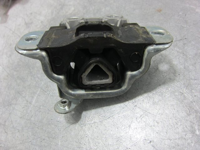 55702833 FIAT Подушка (опора) двигателя левая/правая купить в Чернигов