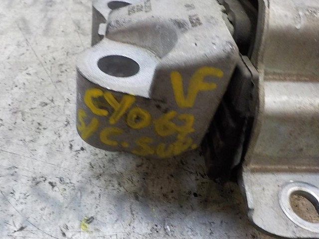 55702833 FIAT Подушка (опора) двигателя левая/правая купить в Львов