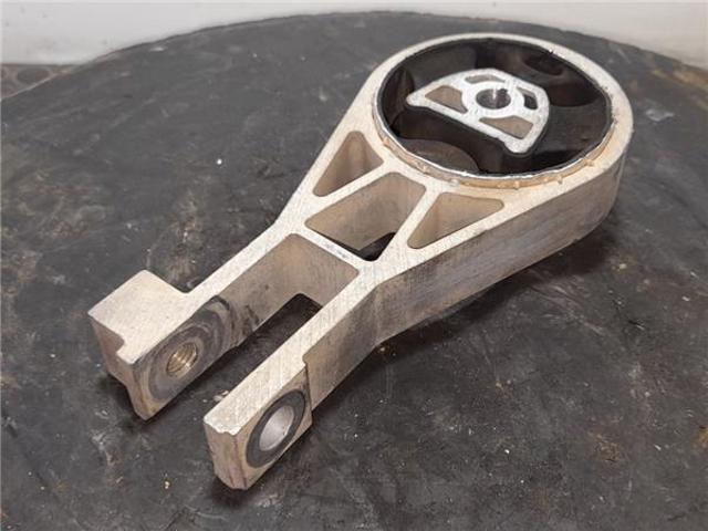 OPEL 55703436 Задняя опора двигателя в наличии Одесса
